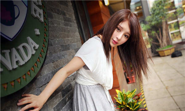 丹阳想找一个女性生孩子给报酬-｛找个女人生孩子多少钱｝